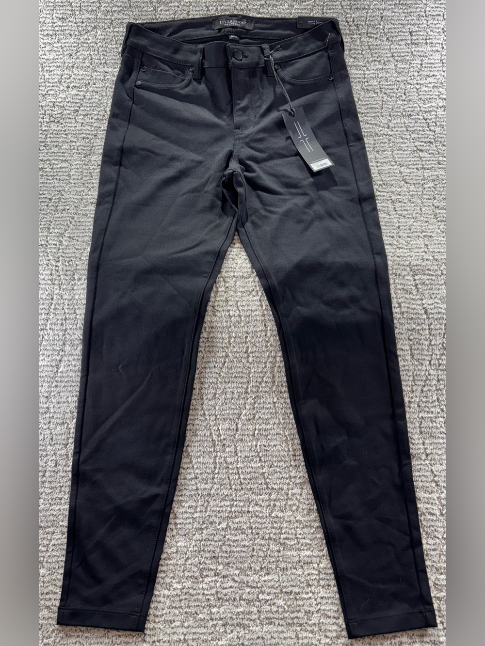 NWT Liverpool Women’s Size 8/29 Black High Rise Skinny Jeans